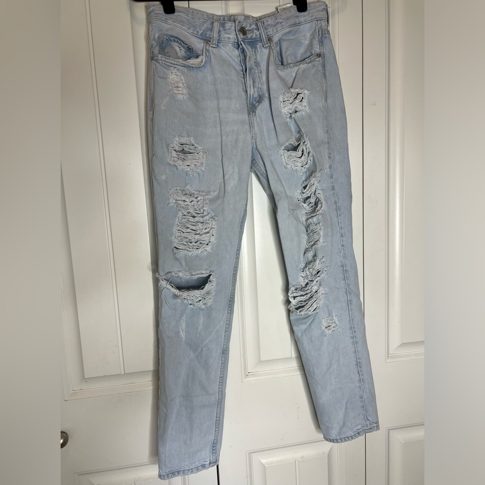 &Denim Light Wash Distressed Boyfriend Jeans